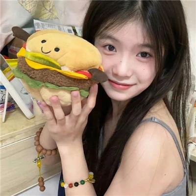 渔村春色海报